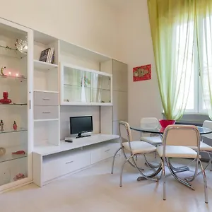 Sunny Apartment Verona
