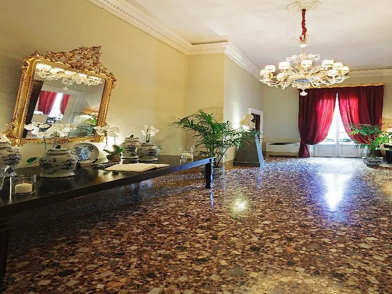 Al Palazzo Del Marchese Di Camugliano Residenza D'Epoca Ξενοδοχείο Φλωρεντία 4*,